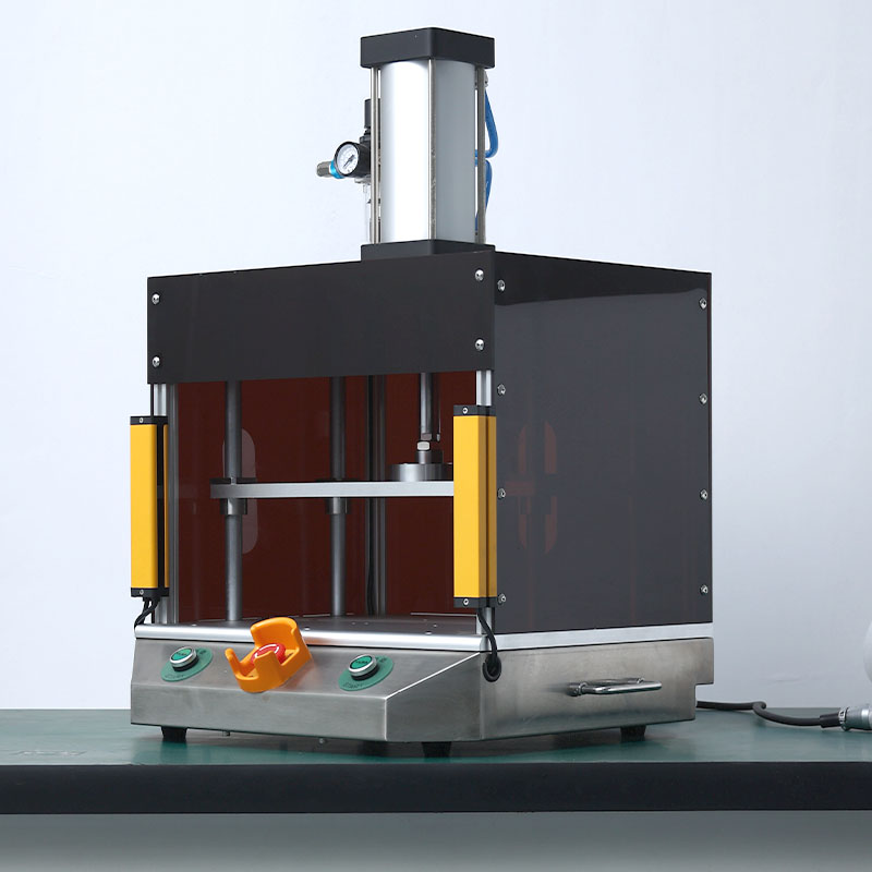 GladstoneAir tightness test fixture